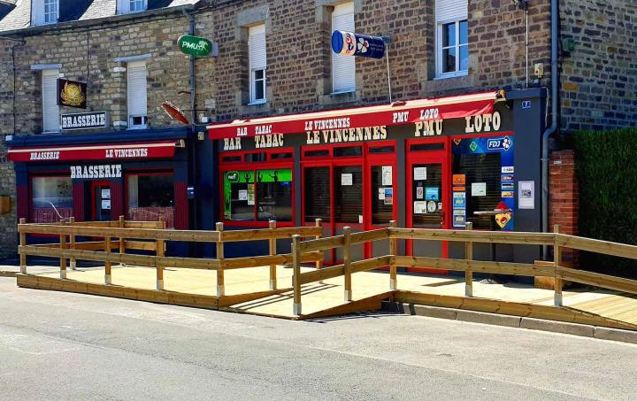 Bar à tabac/PMU/Française des jeux Clécy